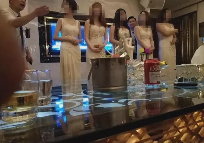 看你喜欢的特殊服务有多令人作呕AG真人直营“私密影院”全过程