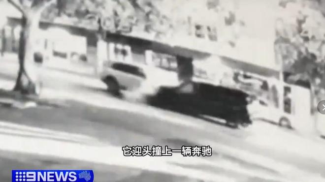 车跑丢名牌鞋折返冷眼看受伤司机配文惹争议AG真人百家家乐平台杨兰兰车祸细节：弃(图5)